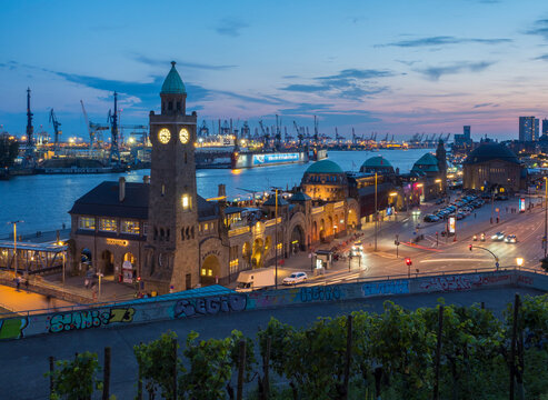 Germany, Hamburg, St. Pauli Landing stages, Gauge Tower at harbour, blue hour