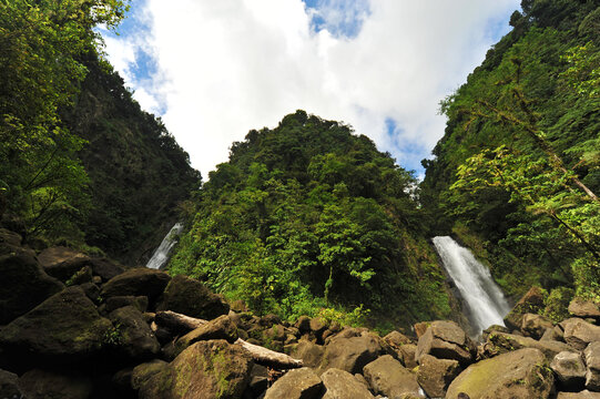Dominica, Morne Trois Pitons, twin waterfalls of Trafalgar Falls
