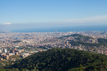 Fototapeta premium Panoramic View of Barcelona Skyline and Mediterranean Sea