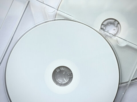光ディスク（Blu-ray、DVD、CD-R）