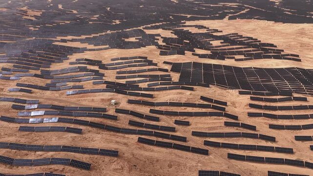 Integrated solar power and energy storage station	