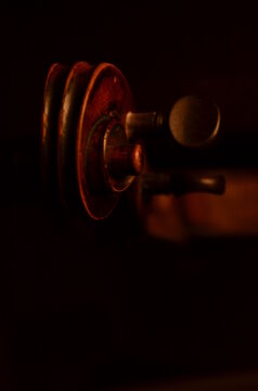 Volute violon clair obscure 