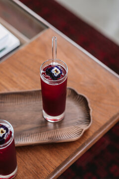 Non alcoholic beverage with hibiscus
