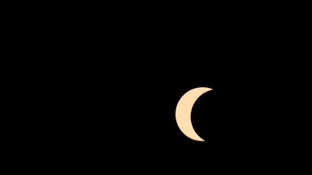 solar Eclipse in spain and Deep Space Astronomy with Dark Atmospheric Light 