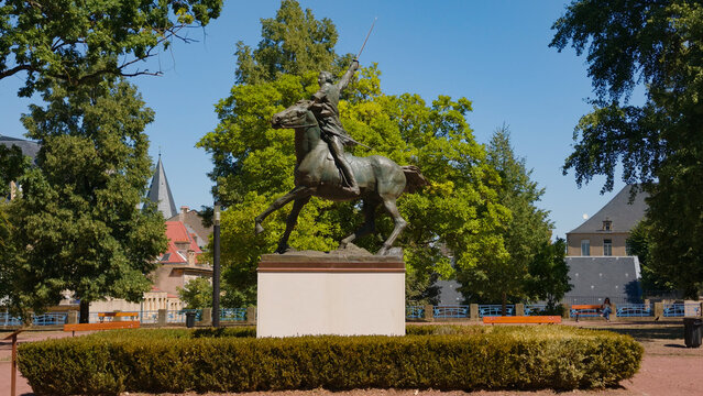 Marquis de Lafayette equestrian statue standing in a park in Metz, France