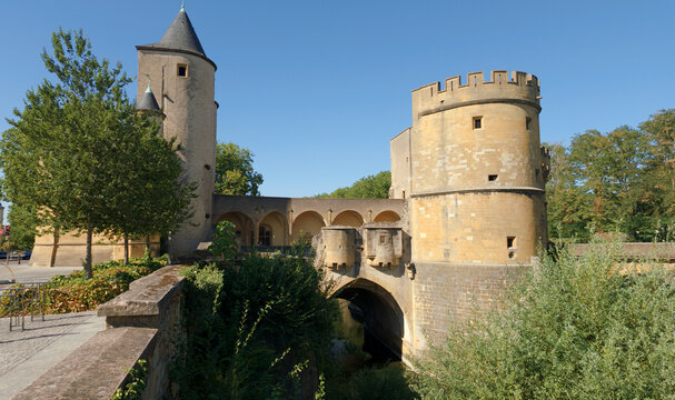 Porte des Allemands, a medieval fortified bridge over the Seille River in Metz