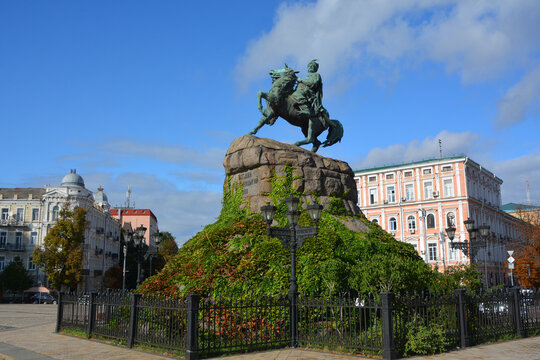 KIEV UKRAINE: Bohdan Khmelnytsky Monument dedicated to the Hetman of Zaporizhian Host Bohdan Khmelnytsky. It is one of the oldest sculptural monuments of Sophia Square a city's symbols.