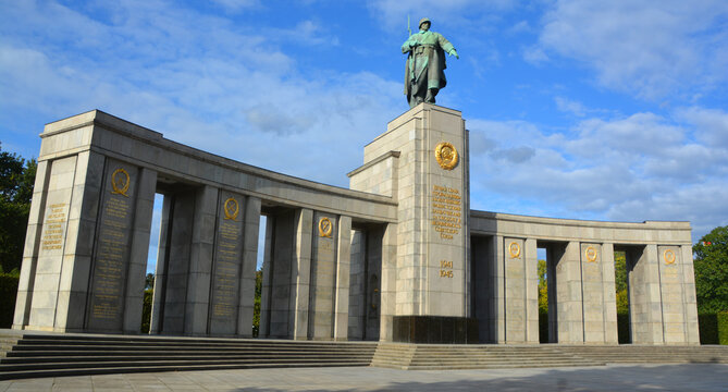BERLIN GERMANY : Soviet War Memorial (Tiergarten) is war memorials to commemorate war dead of 80,000 soldiers of Soviet Armed Forces who died during the Battle of Berlin in April and May 1945