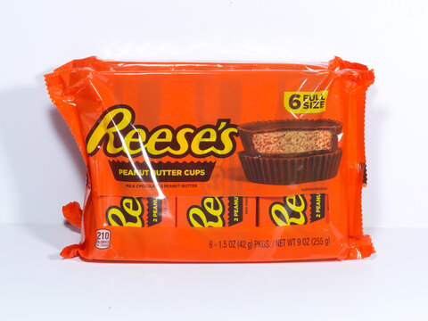 Reese's Peanut Butter Cups Six-Pack Package