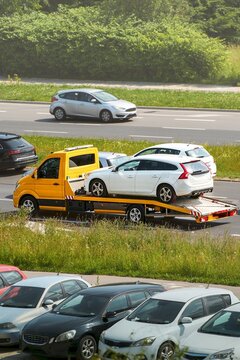 Emergency assistance for vehicle breakdown travel