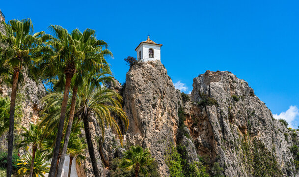 Scenic view in Guadalest, beautiful village in the Valencian Community, Spain.