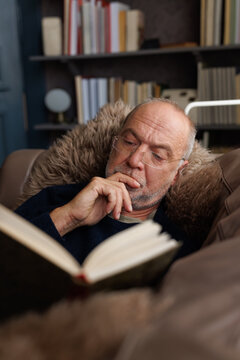 Serious reader