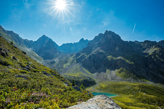 Sommerliche Berglandschaft im Pitztal, Tirol