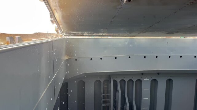 water spray to ship cargo compartment.
