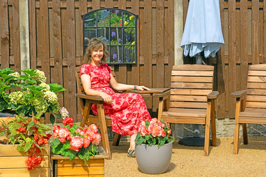 All smiles in the begonia garden room.