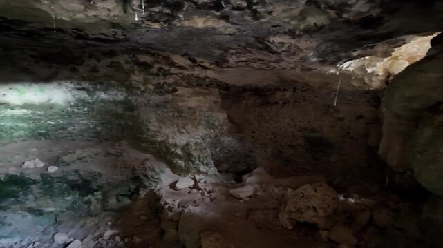 Malta, Xemxija Heritage trail, Punic caves interior