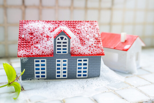 Conceptual diagram of a real estate bubble