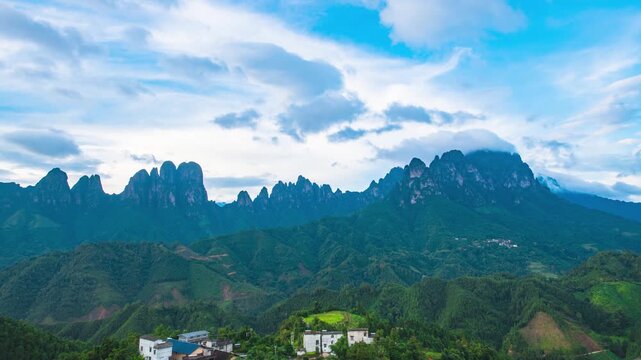 Summer Cloud View of Liuxiang Township, Dayao Mountain, Jinxiu County, Laibin, Guangxi