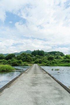 沈下橋