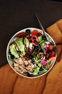 Healthy tuna and olive salad