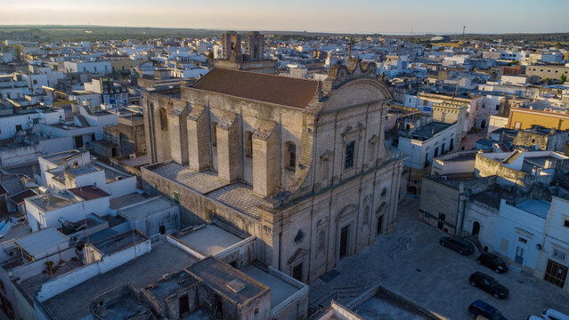 CHIESA MADRE DI SAN GIOVANNI BATTISTA DALL ALTO, DETTAGLIO DELLA PARROCCHIALE DI AVETRANA