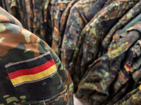 German Military Camouflage Uniforms Displayed for Review