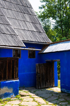Blue Rural House in Traditional Romanian Village Style