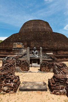 Historic Buddhist dagoba (stupe) Pabula Vihara. Ancient city of Polonnaruwa, Sri Lanka
