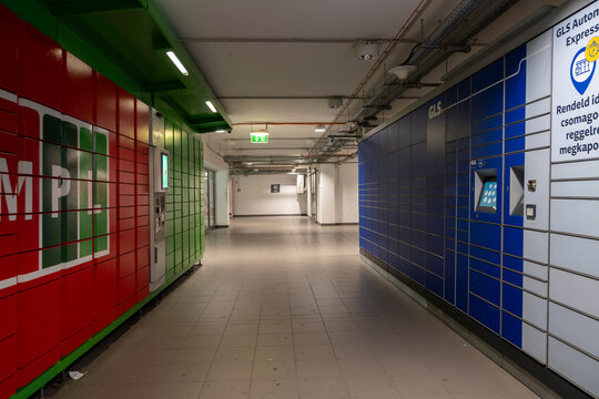 FOXPOST and GLS Parcel Lockers, Budapest