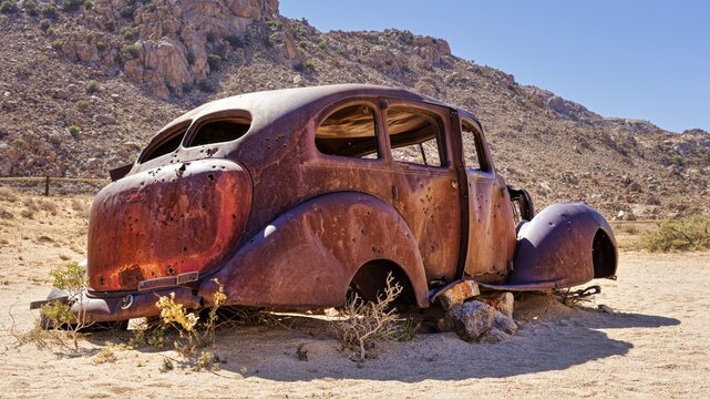 Car wreck, desert, Namibia