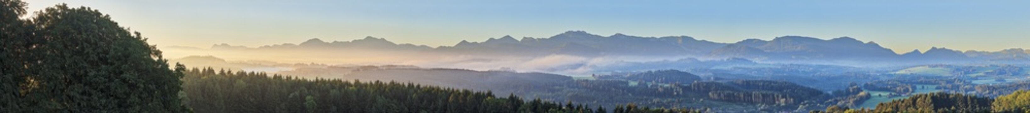 Alpine panorama, Alpine chain at sunrise, Chiemgau Alps, Chiemgau, Upper Bavaria, Bavaria, Germany