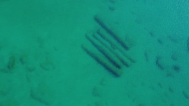 ARCHEOLOGIA SUBACQUEA AEREA, LE CINQUE COLONNE ROMANE DI TORRE CHIANCA A PORTO CESAREO