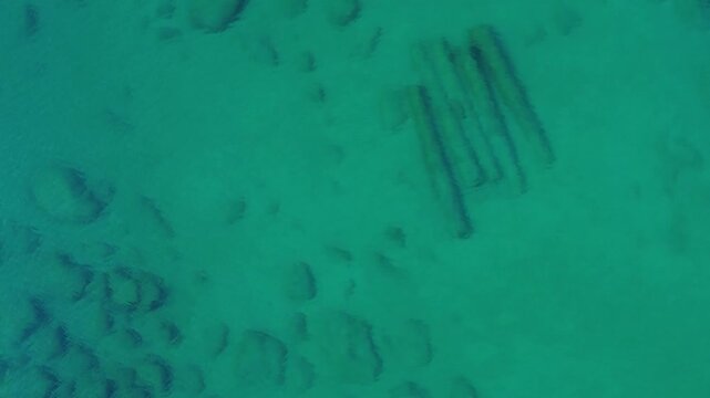 ARCHEOLOGIA SUBACQUEA AEREA, LE CINQUE COLONNE ROMANE DI TORRE CHIANCA A PORTO CESAREO