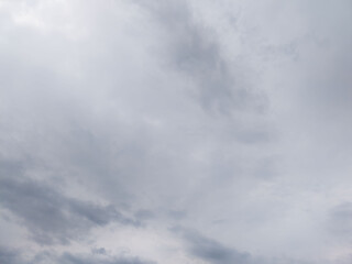 Obraz premium Overcast sky with dark grey clouds covering atmosphere
