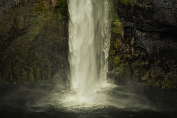 cascade into pond © edgefrms
