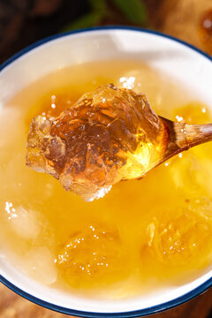 Wild Peach Tree Resin Gelatin Dessert Natural Yunnan Traditional Chinese Health Food Improving Skin Benefits