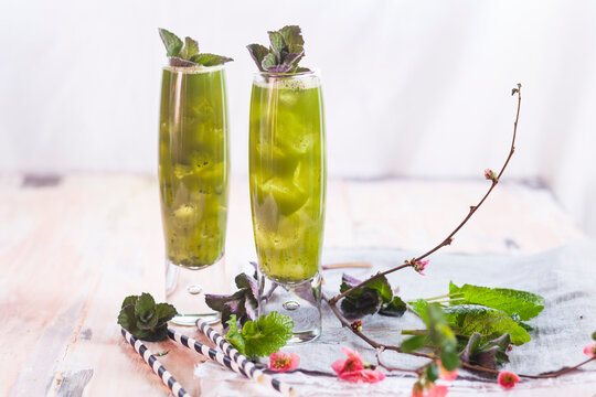 Matcha Iced Green Tea with mint and lemon balm
