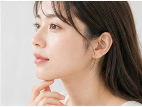 Cカールリップ,Cカール形成,唇整形,リップ形成,口元整形,美容医療,美容整形,美容外科,美容クリニック,プチ整形,唇,リップ,上唇,下唇,口元,口唇,横顔,Eライン,人中,人中短縮,口角,スマイルリップ,M字リップ,アヒル口,唇ヒアルロン酸,ヒアルロン酸注入,リップフィラー,ボトックス,口元ボトックス,輪郭形成,美容施術,注入治療,カウンセリング,診察,医師,看護師,患者,日本人女性,日本人男性