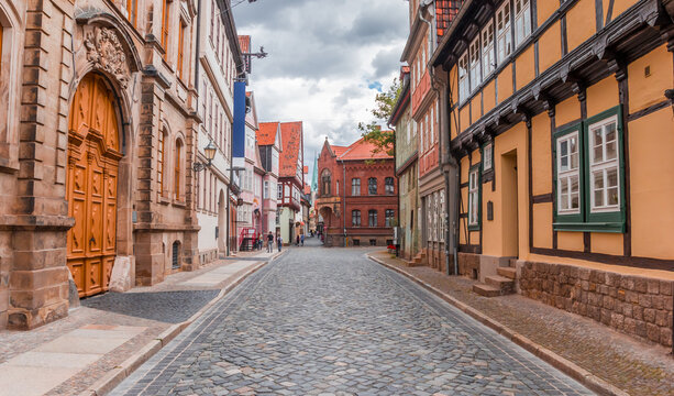 Cobblestones and colorful houses in the streets of Quedlinburg, Germany