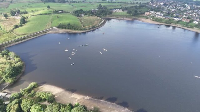 Hollingworth Lake