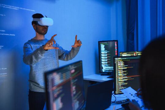 Developer teamwork use ai coding development software discussion with virtual reality device