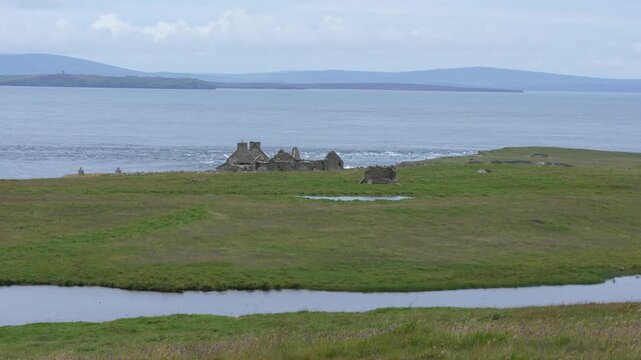The tidal race in the Pentland firth past Swona in Orkney in 4k