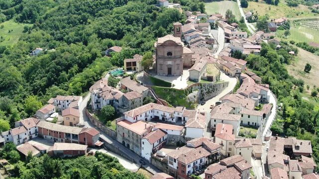 Chiesa di Sant'Ambrogio a Treville, nel Monferrato in Piemonte