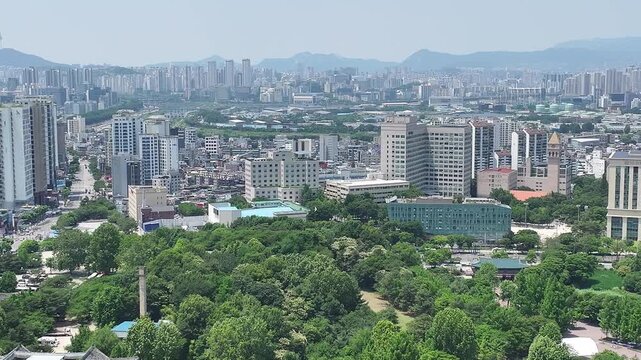 서울 어린이대공원과 건국대학교