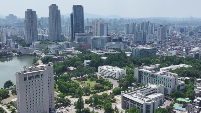 서울 어린이대공원과 건국대학교