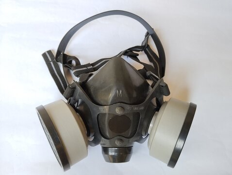 Dual Cartridge Respirator Mask for Respiratory Protection