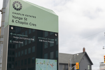Fototapeta premium green glass-and-steel structure at Chaplin Estates (Yonge St & Chaplin Cres), Toronto