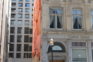 Fototapeta premium cavity of demolished building beside historic Commercial Travellers’ Association Building (Cantor House), located at 51 Yonge St, Toronto