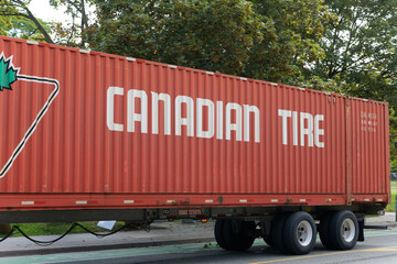 Fototapeta premium intermodal containers with Canadian Tire branding in Toronto
