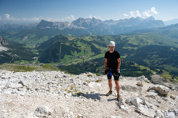 A tourist on his way to Piz Boe. Dolomites, Alps, Italy © Tomasz Warszewski